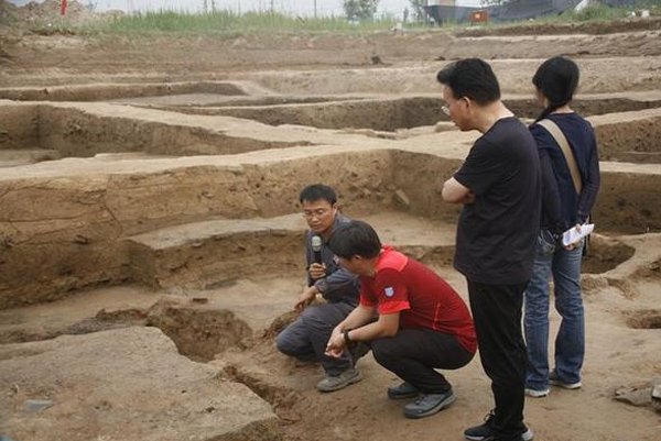 勝坨鎮海北村海北遺址考古工地現場 勝坨鎮海北村海北遺址考古工地現場